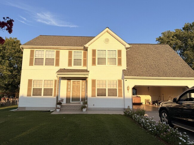 Building Photo - 11410 Silverleaf Ln