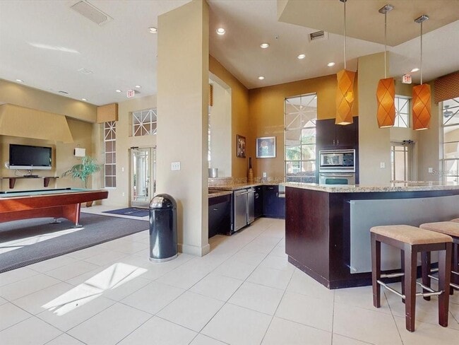 Building Photo - 5578 Metrowest Blvd