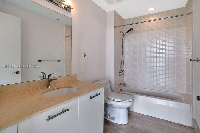 Building Photo - 3470 E Coast Ave