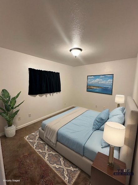 Building Photo - 145 E Richards St