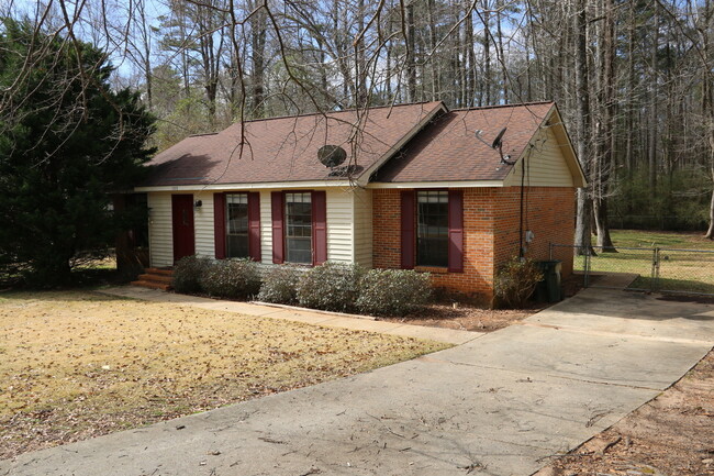 Primary Photo - 3 Bedroom 2 Bath in Cary Woods S/D