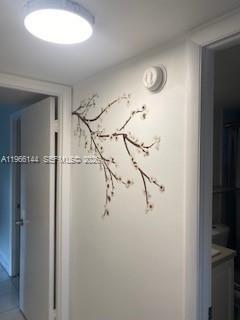 Building Photo - 16450 Miami Dr