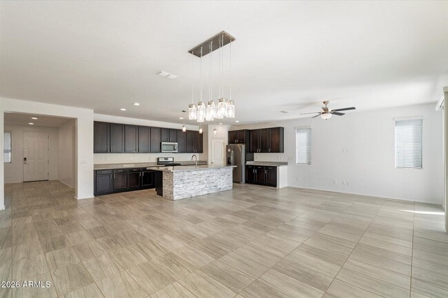 Building Photo - 22457 E Duncan St