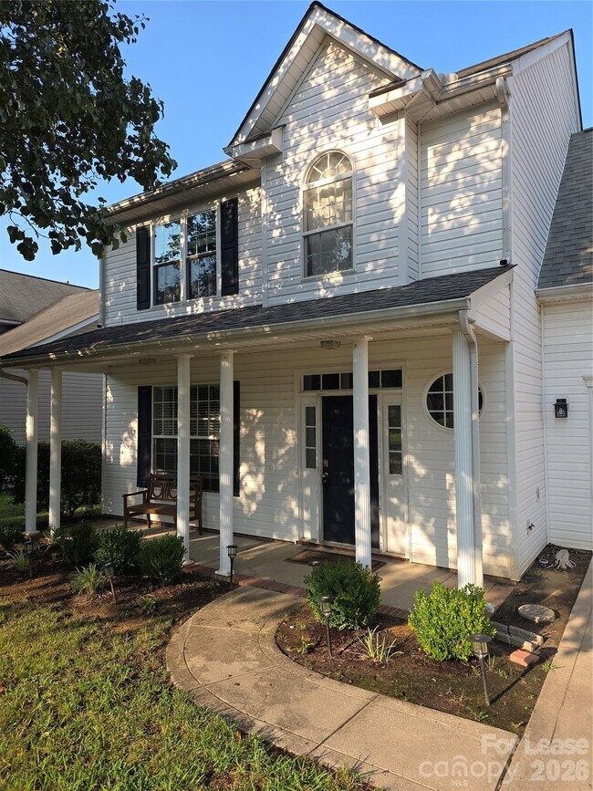 Building Photo - 935 Woodington Ln