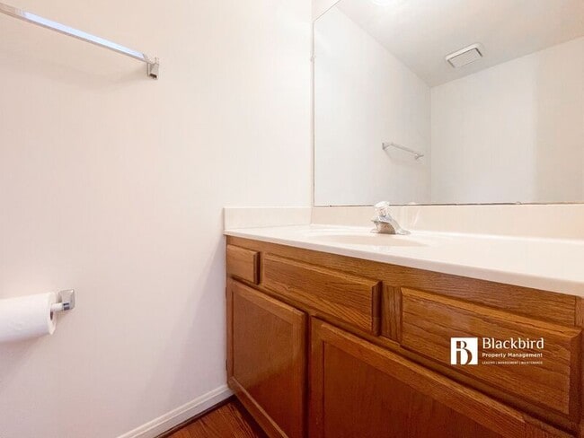 Building Photo - 15412 Overlea Ct