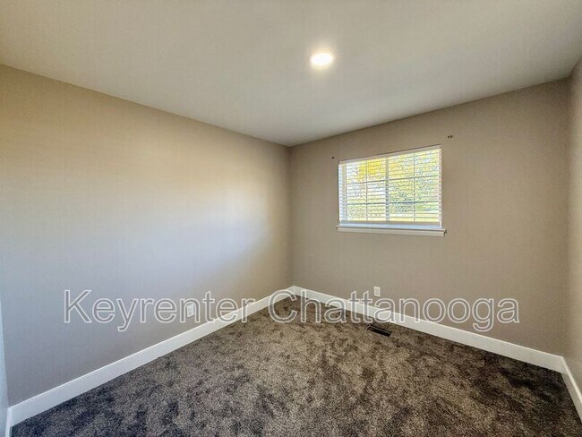 Building Photo - 4411 Comet Trail