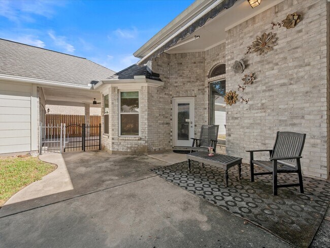 Building Photo - 3410 Marywood Dr