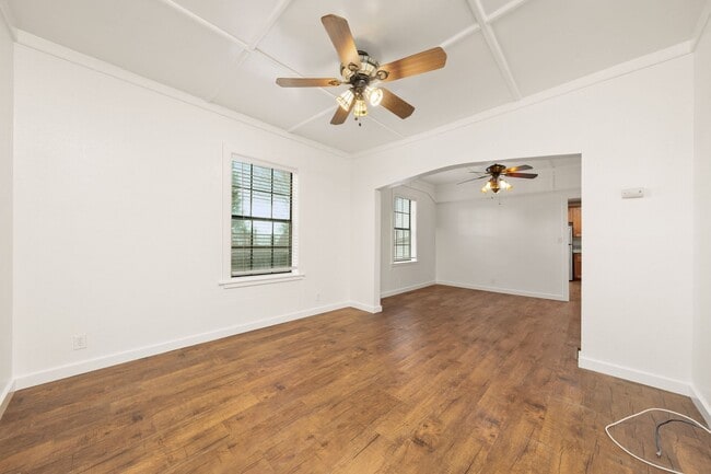 Building Photo - 7255 Quarry Ln