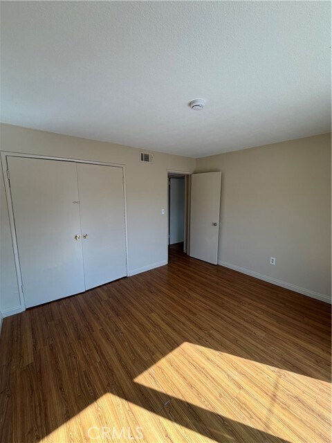 Building Photo - 4694 Bandera St