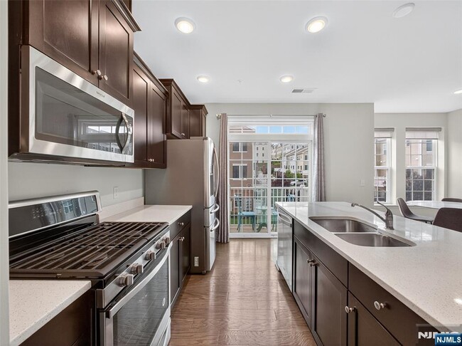 Building Photo - 112 Wesmont Drive