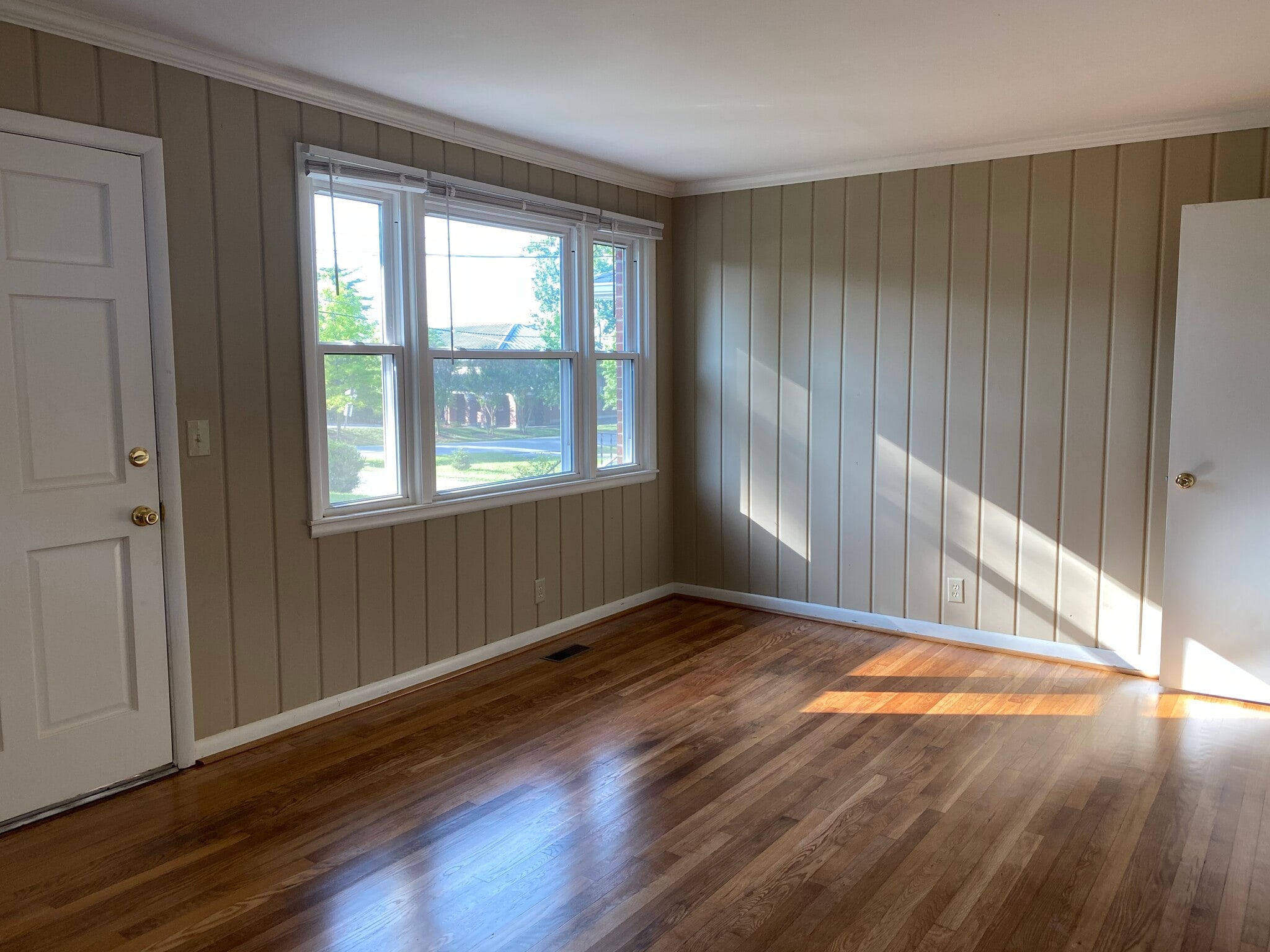 Building Photo - 3003 Oakland Ave