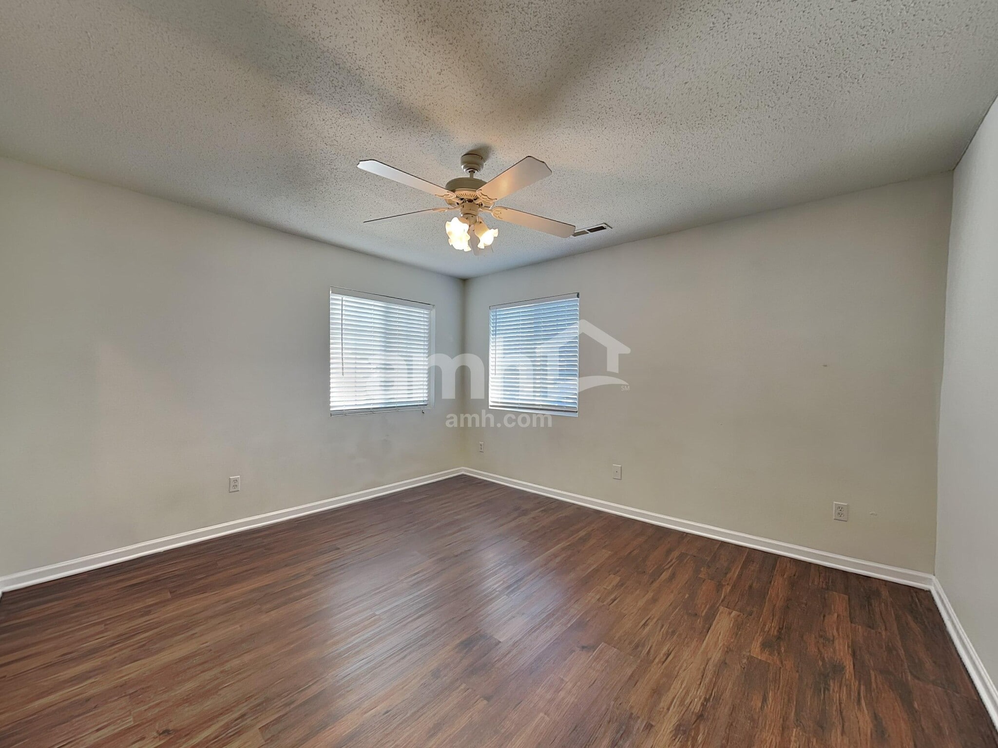 Building Photo - 1066 Bridgend Dr