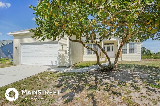 Building Photo - 603 E 8th St