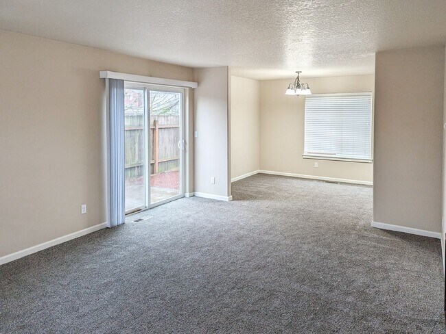 Building Photo - 3607-3617 Colton Ln NE