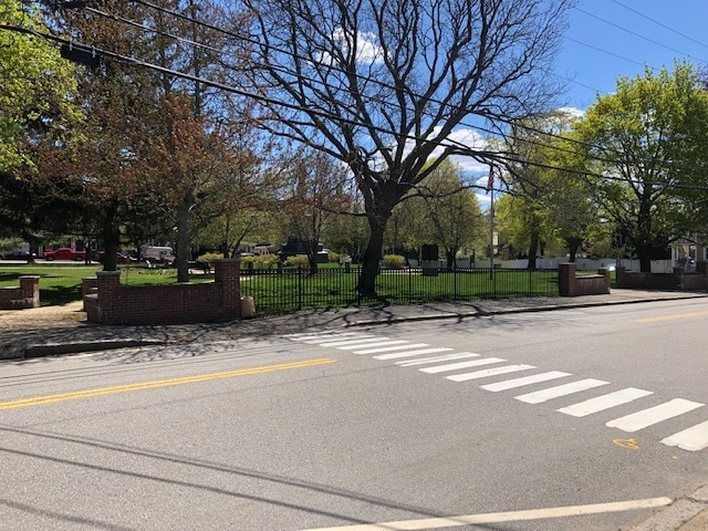 Building Photo - 249 Islington St