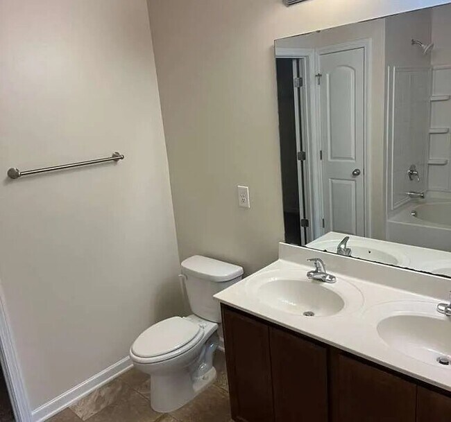 Building Photo - 772 Trap Shooter Cir