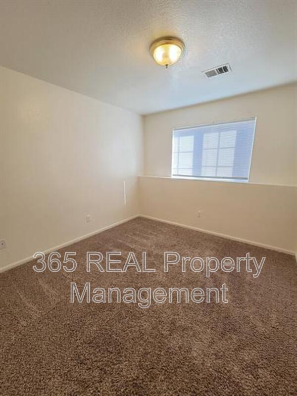 Building Photo - 3625 Centennial Cir