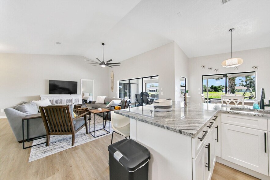 Building Photo - 27 Bunker Terrace