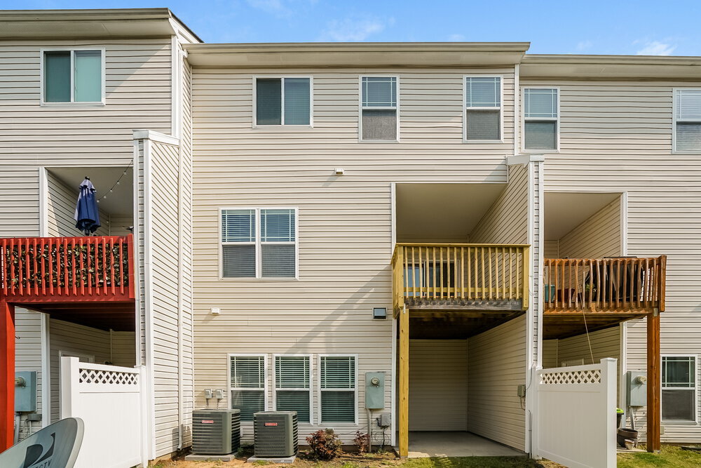 Building Photo - 705 Keystone Park Dr