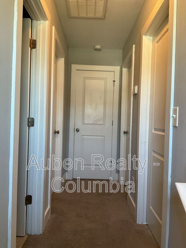 Building Photo - 1331 McDuffie Ave