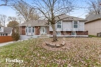 Building Photo - 1300 SW 22nd St