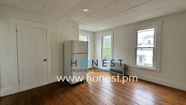 Building Photo - 30 Sewall St