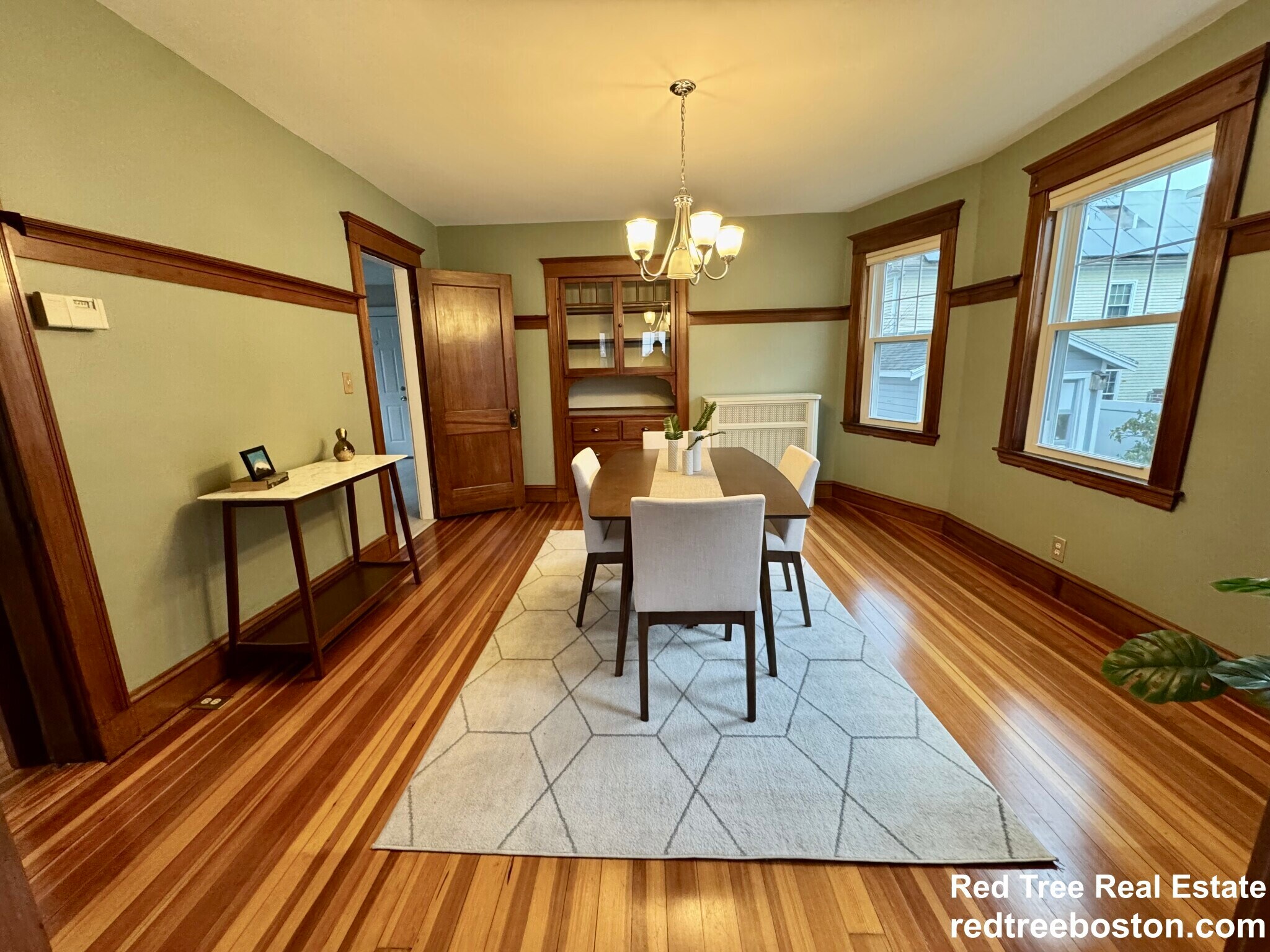 Building Photo - 324 Beech St