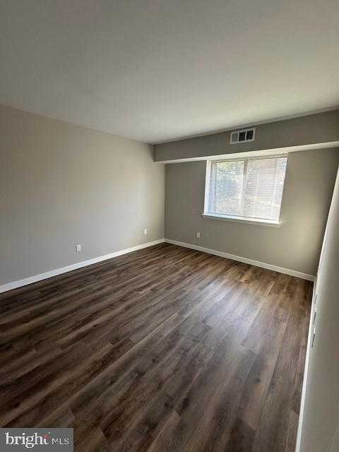 Building Photo - 1319 Valley Dr