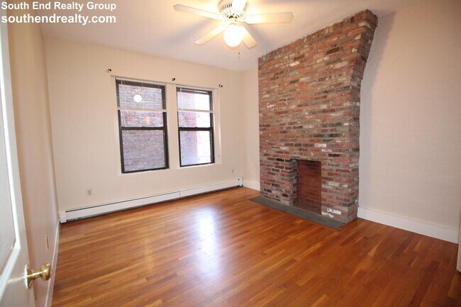 Building Photo - 11 Worcester St