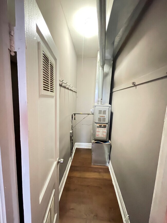 Closet - 8835 S Commercial Ave