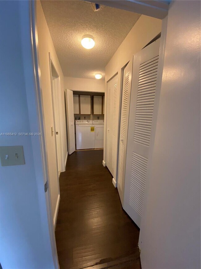 Building Photo - 18595 Egret Way