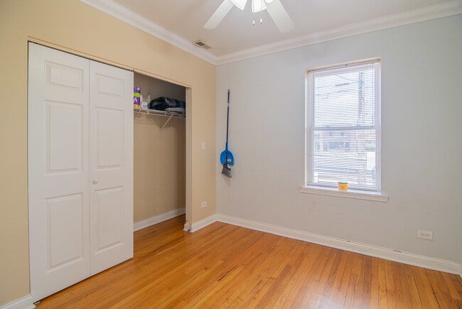 Building Photo - 2750 N Kostner Ave