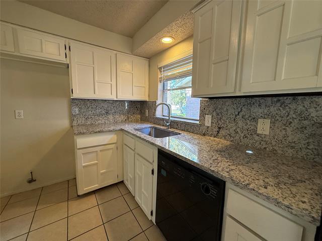 Building Photo - 5400 Holly Trail