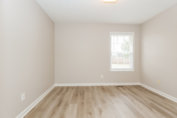 Building Photo - 2219 Spartan Ct