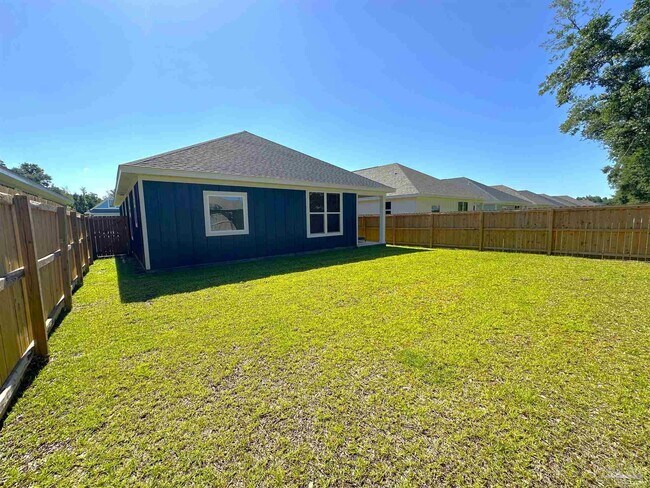 Building Photo - 5365 Parkside Dr
