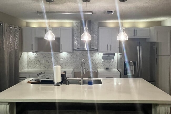 Building Photo - 6009 Colt Dr