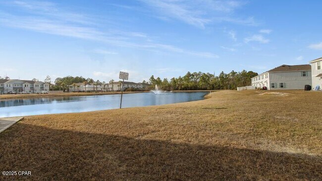 Building Photo - 7479 Shadow Lake Dr