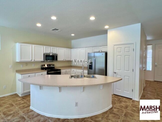 Building Photo - Beautiful 2 bedroom home in Trilogy &#40;5...