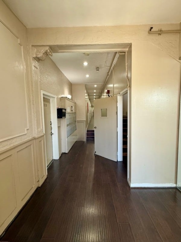 Building Photo - 334 Heliotrope Dr