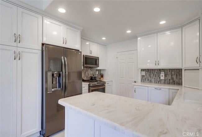 Building Photo - 54 Waxwing Ln