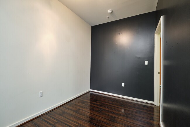 Building Photo - 6500 America Blvd