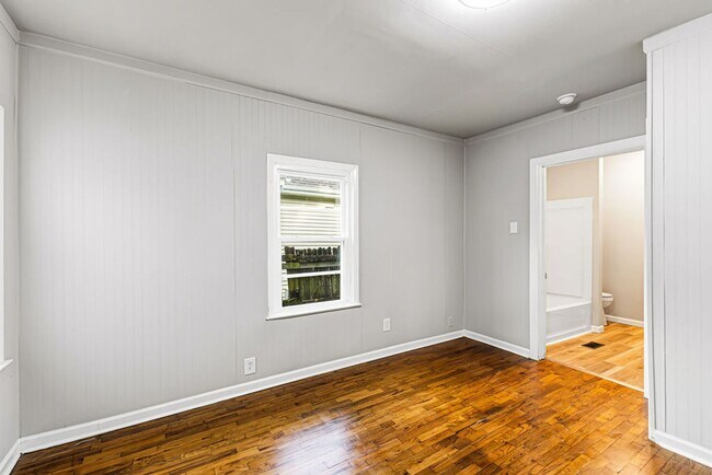 Building Photo - Remodeled 2-Bedroom Home in Saint Joseph with Off-Street Alley Parking