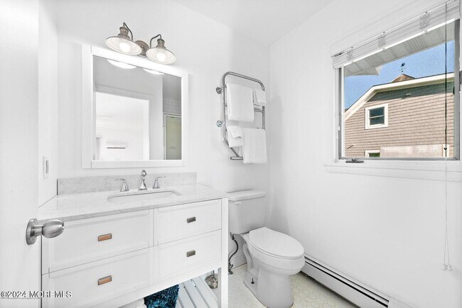 Building Photo - 65 Seaview Ave