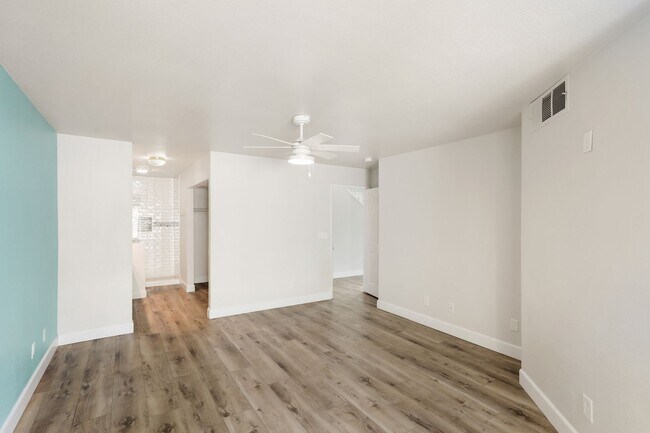 Building Photo - 2641 Starfish Ct