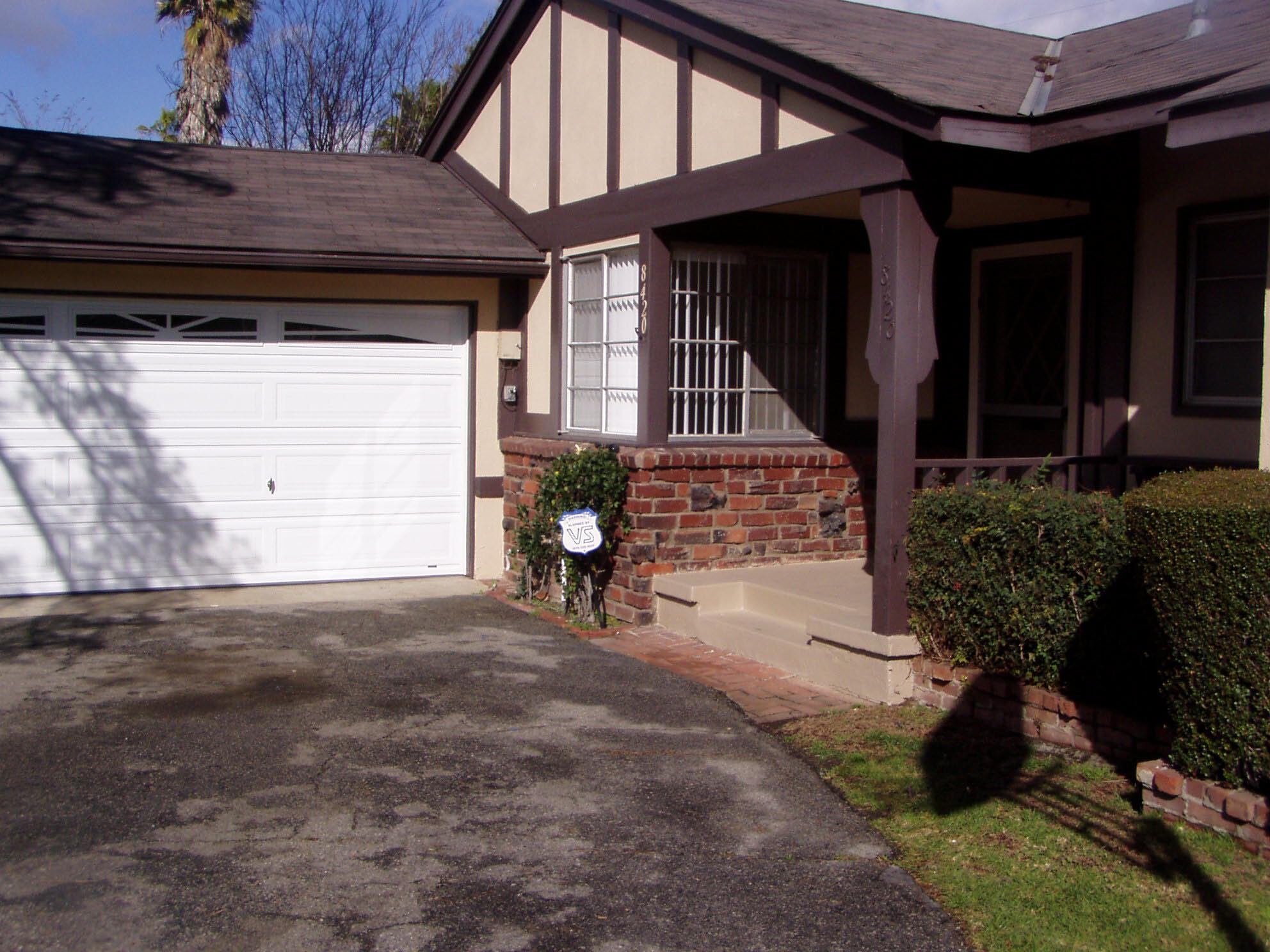 Building Photo - 8420 Casaba Ave