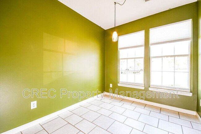 Building Photo - 207 Lynton Ct