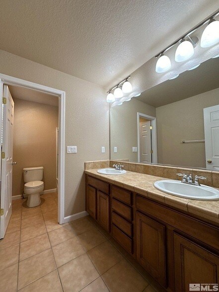 Building Photo - 3943 Antinori Dr