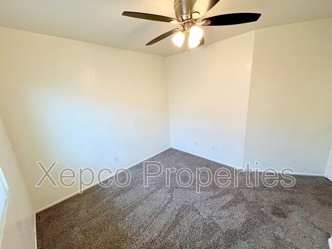 Building Photo - 13615 Verbena Dr