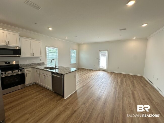 Building Photo - 4450 Lost Bay Dr