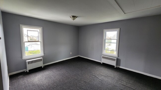 Building Photo - 2338 Elmwood Ave